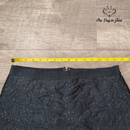 Ann Taylor Floral Lace Overlay Pencil Skirt Black Size 4