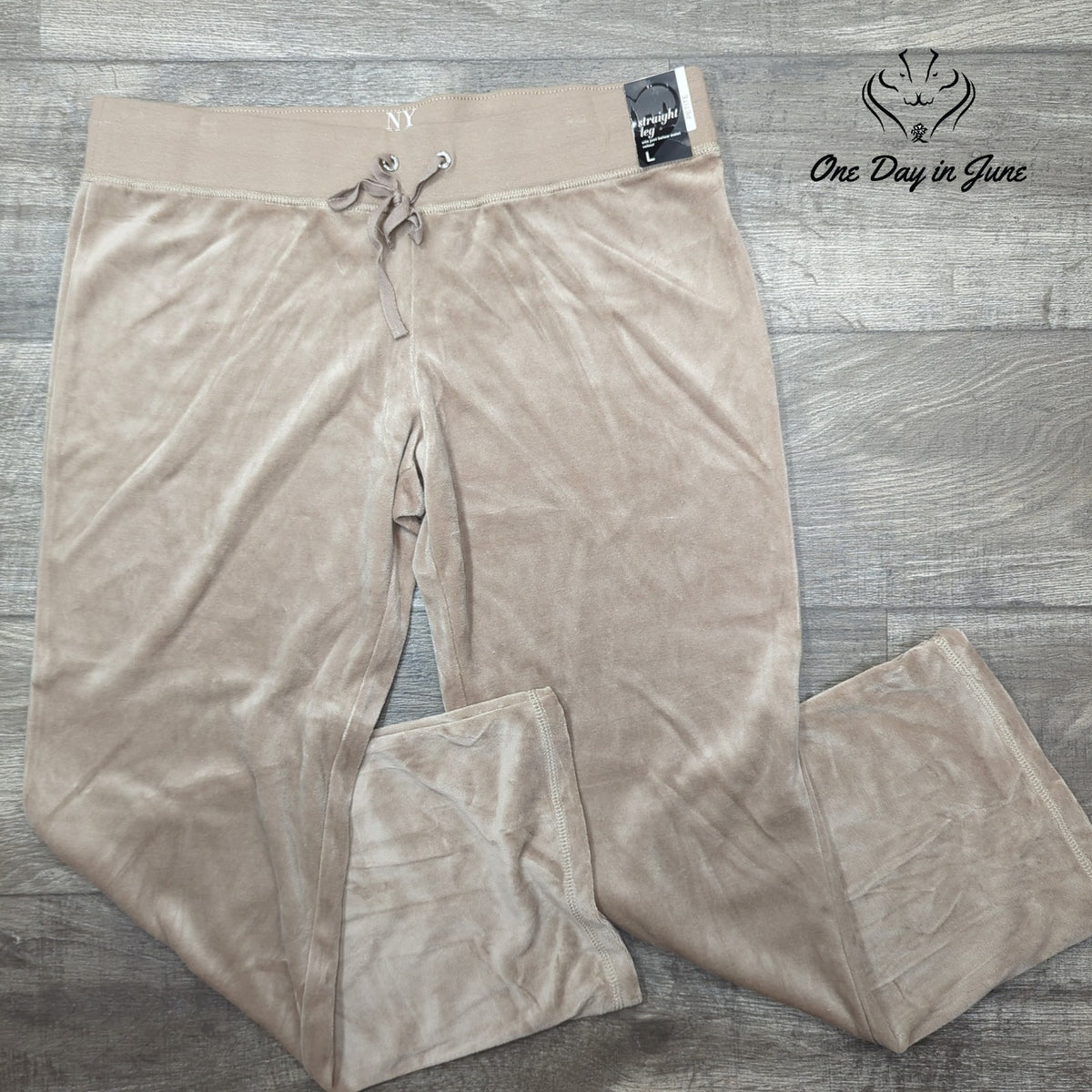 New York & Company Petite Velour Straight Leg Pants Beige Drawstring NWT Size L