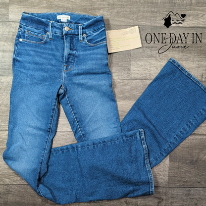 Good American Good Legs Flare Jeans Medium Wash Blue NWT Size 00 (24)
