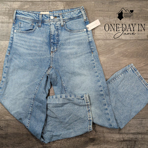Pilcro Baggy Crop Jeans Size 2 (26)