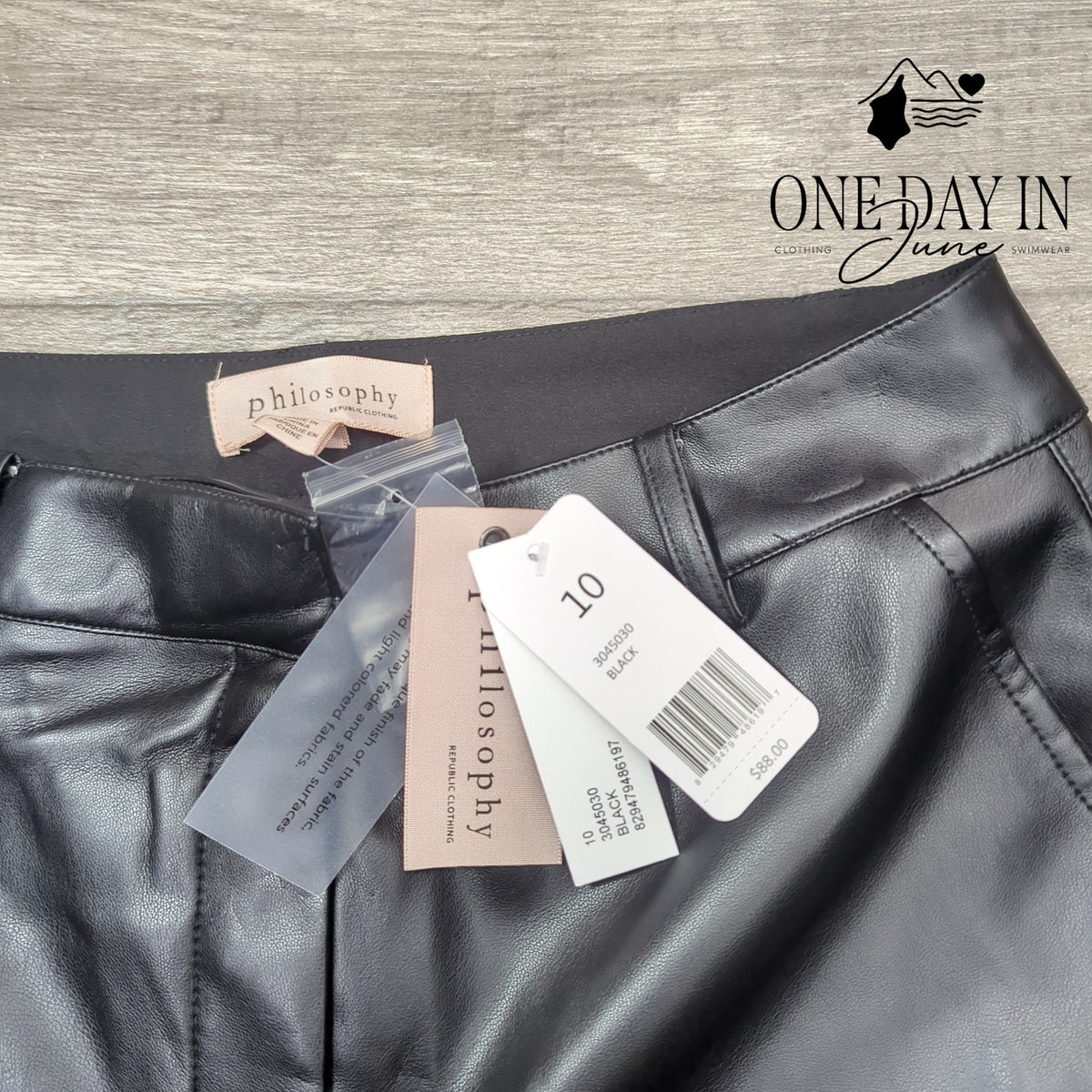 Philosophy Republic Clothing Faux Leather Straight Leg Pants Black NWT Size 10