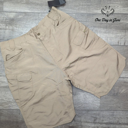 Outdoor Equipment Mens Ripstop Cargo Hiking Shorts Khaki Tan NWT Size 2XL