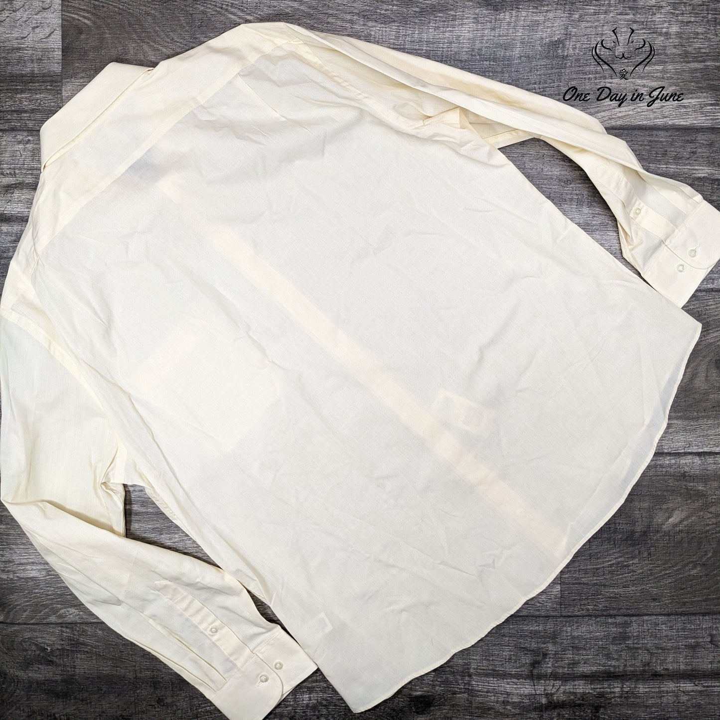 Dockers Fitted Button Down Shirt Size 17/17.5 34/35