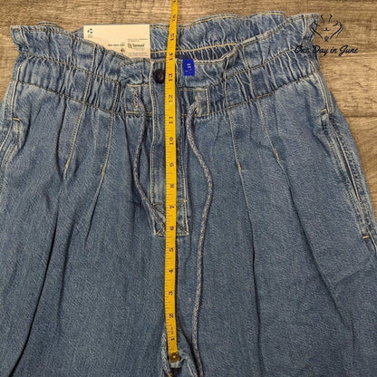Arizona Jean Co. Juniors Highest Rise Mom Jeans Size 13