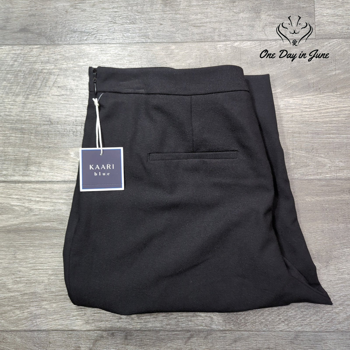 Kaari Blue Ankle Pants Black Pull On Slim Leg Career Dress Pants NWT Size 12