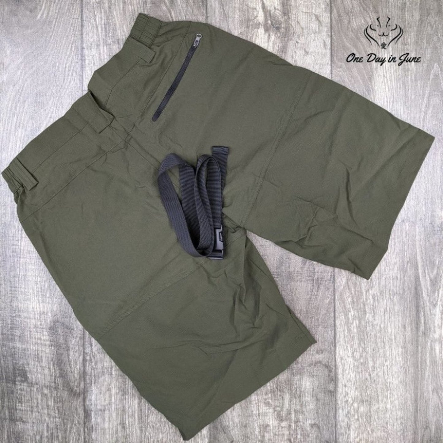 VtuAol Outdoor Lightweight Hiking Shorts Size S