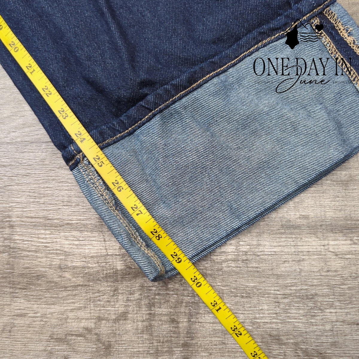 Gogo Jeans Jeans High Rise Wide Leg Jeans Juniors Dark Wash Cuffed NWT Size 9
