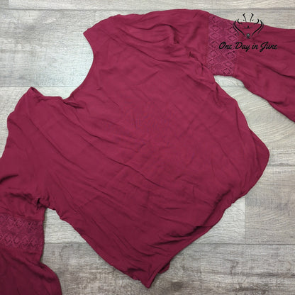 American Eagle Outfitters Bell Sleeve Wrap Top Burgundy Lace NWT Size XL