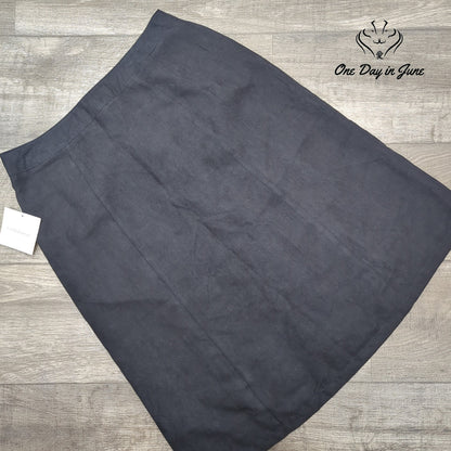 Croft & Barrow Snap Front Knee Length Skirt Black Faux Suede NWT Size 8