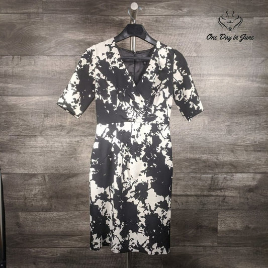 Saks Fifth Avenue Black Label Dress Size 2