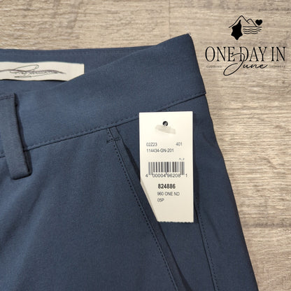 Greg Norman Straight Leg Golf Pants Size 30X31
