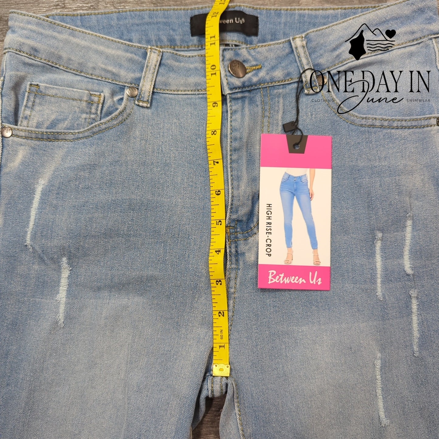 Between Us Juniors High Rise Crop Jeans Size 13