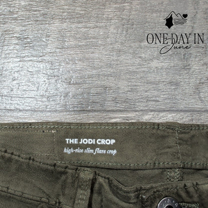 AG Adriano Goldschmied Jodi Crop Velveteen Flare Pants Olive NWT $215 Size 4 (27