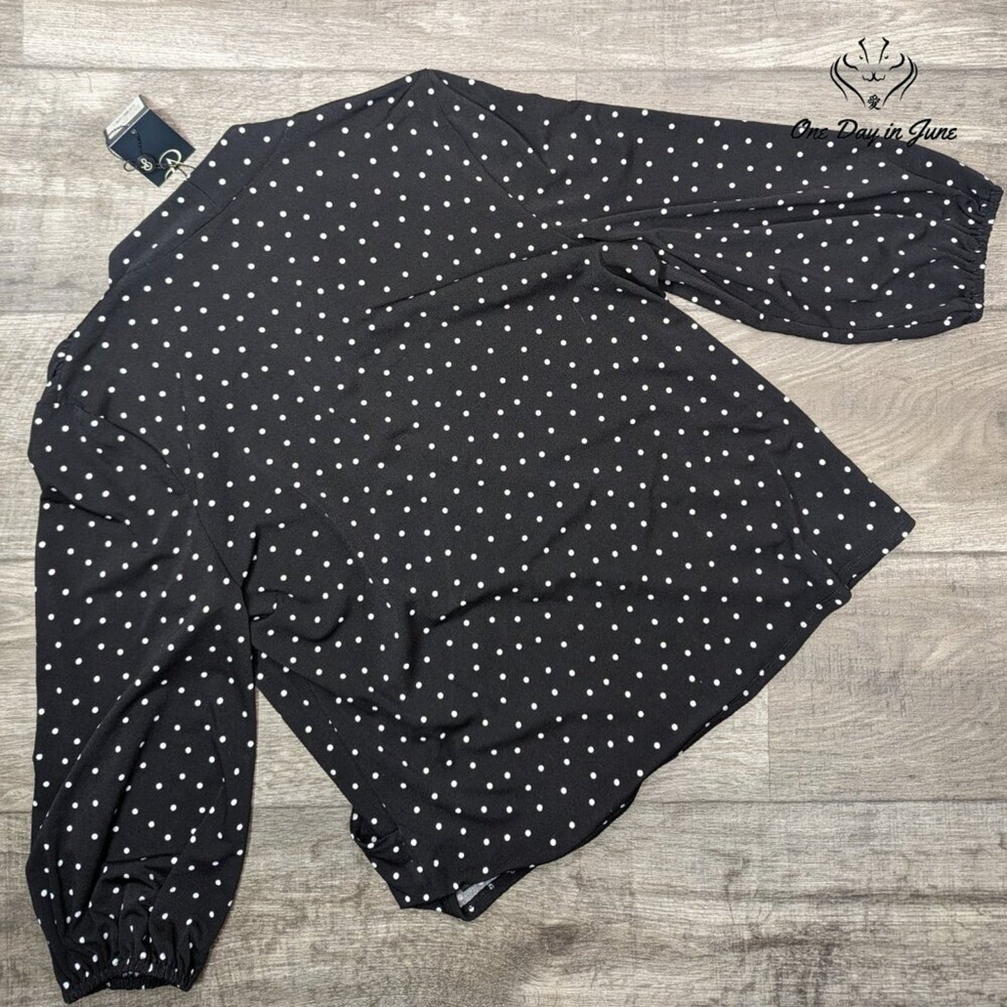 Adrianna Papell Long Sleeve Polk-a-dot Blouse Size L