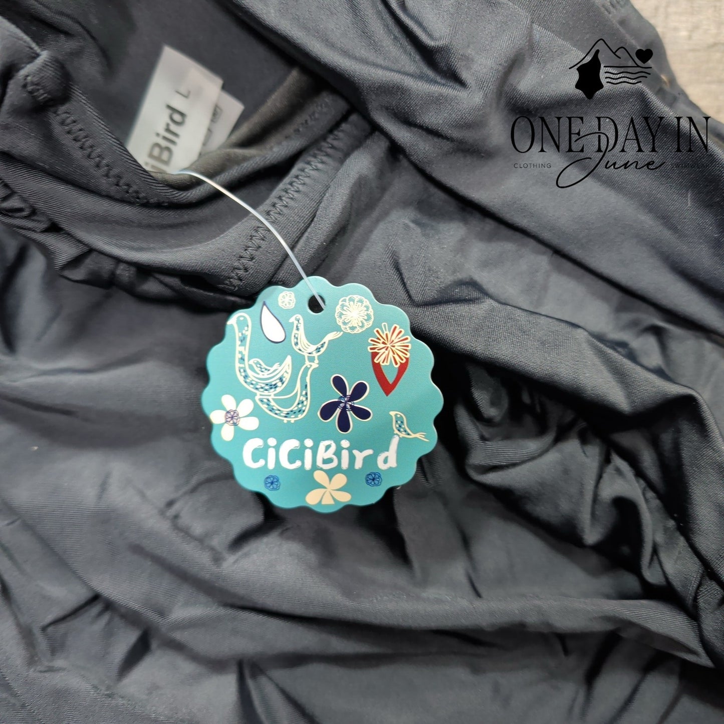 CiciBird Tie Back Keyhole One Piece Swimsuit Size L