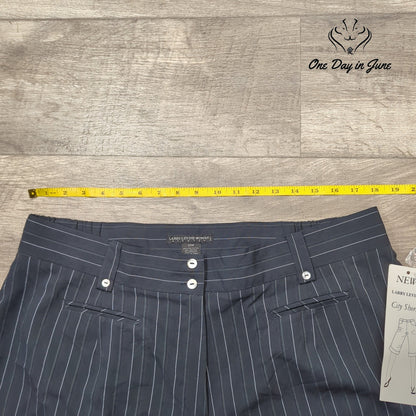 Larry Levine Womens Plus Size City Shorts Navy Pinstripe Bermuda NWT Size 20W