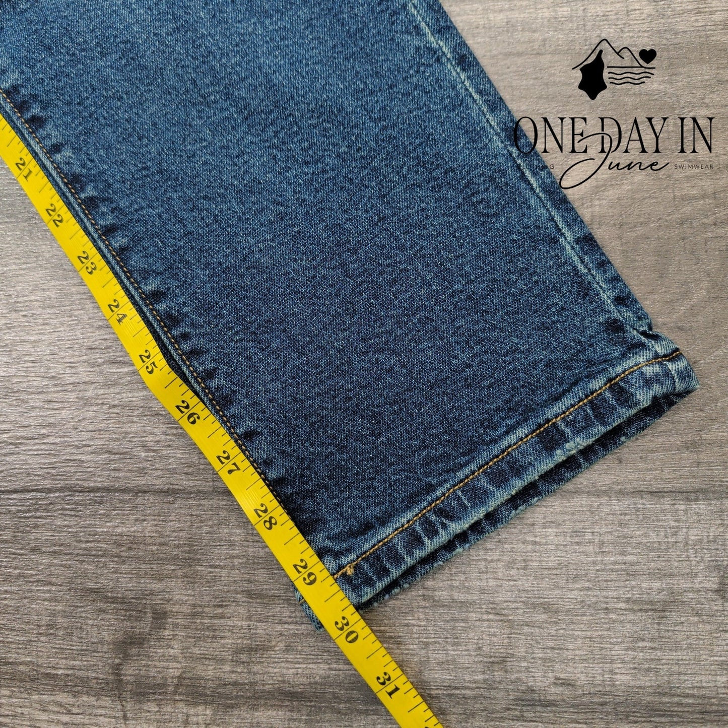 Oliver Logan Chester Low Rise STraight Leg Jeans Size 0 (25)