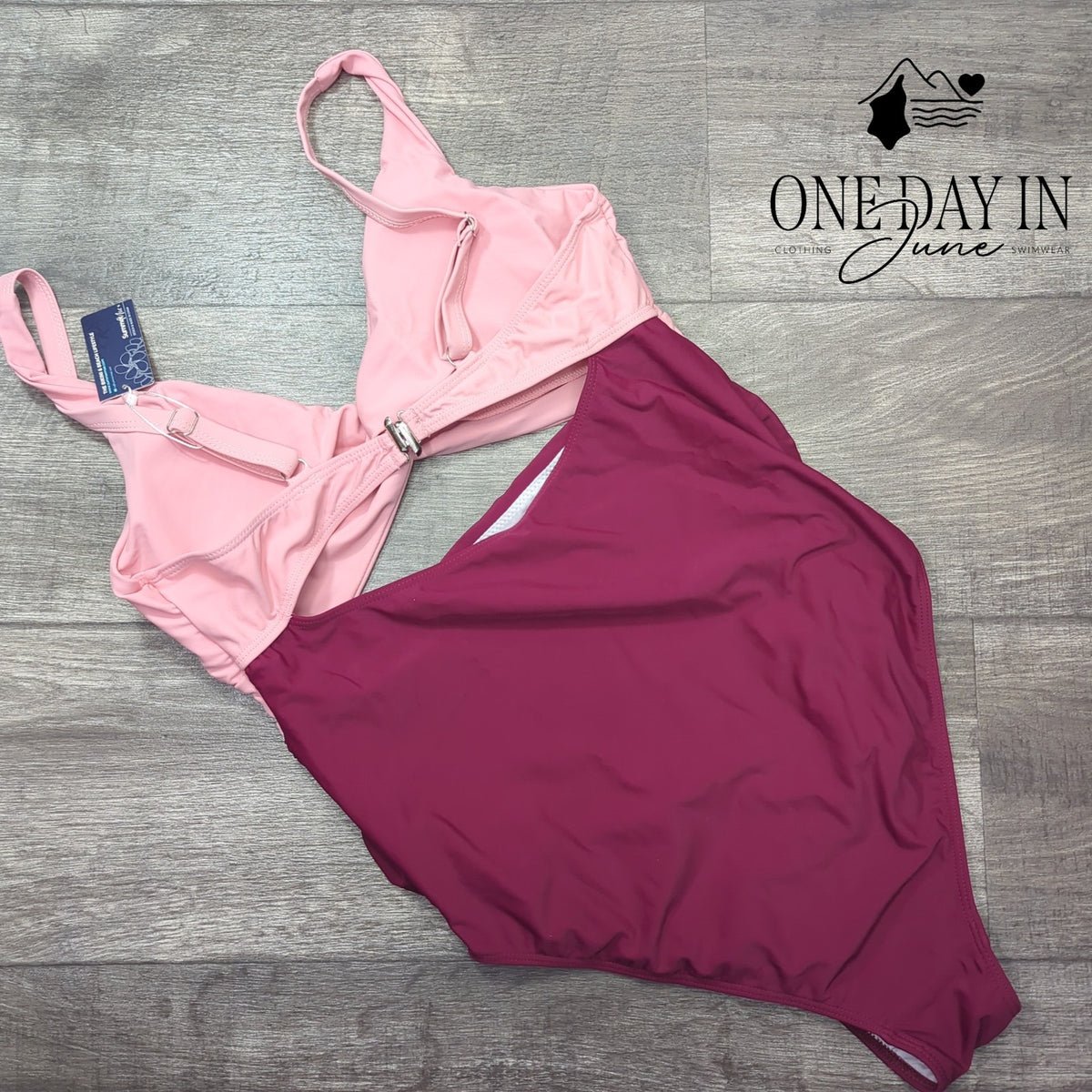 Summermae Maternity Twist Front Cutout One Piece Swimsuit Burgundy NWT Size L