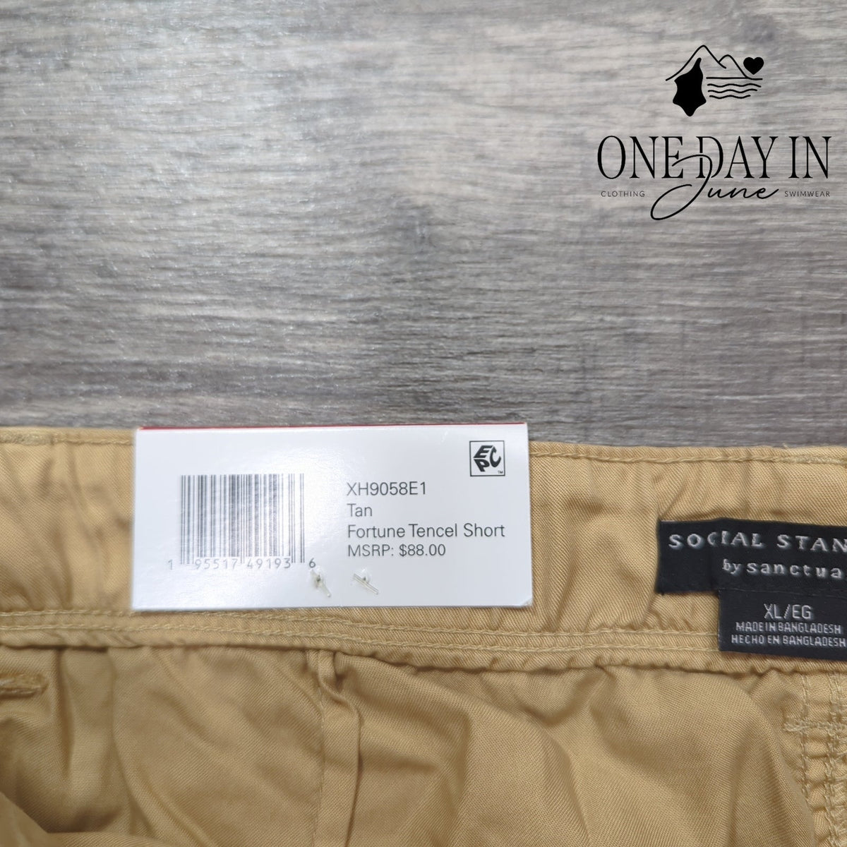 Social Standard by Sanctuary Fortune Tencel Shorts Tan NWT Size XL
