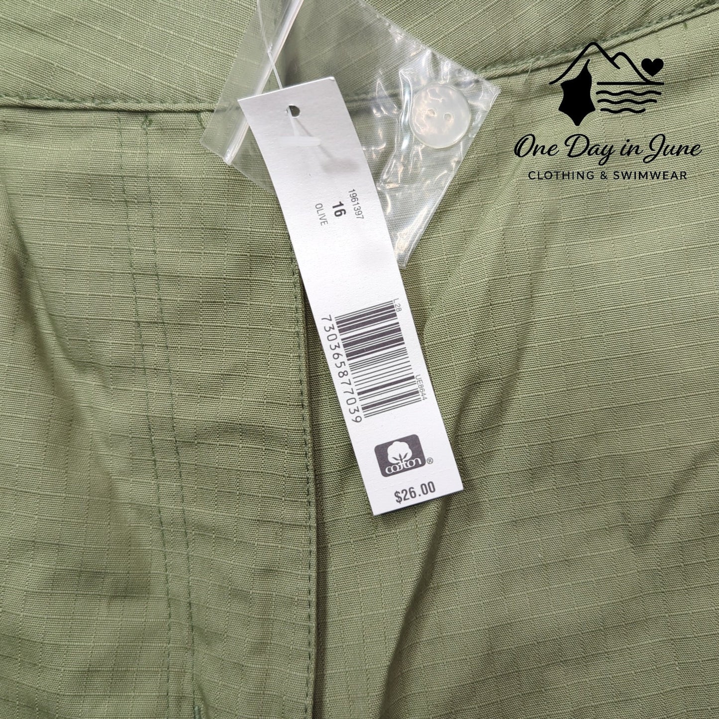 Kim Rogers Flat Front Shorts Size 16