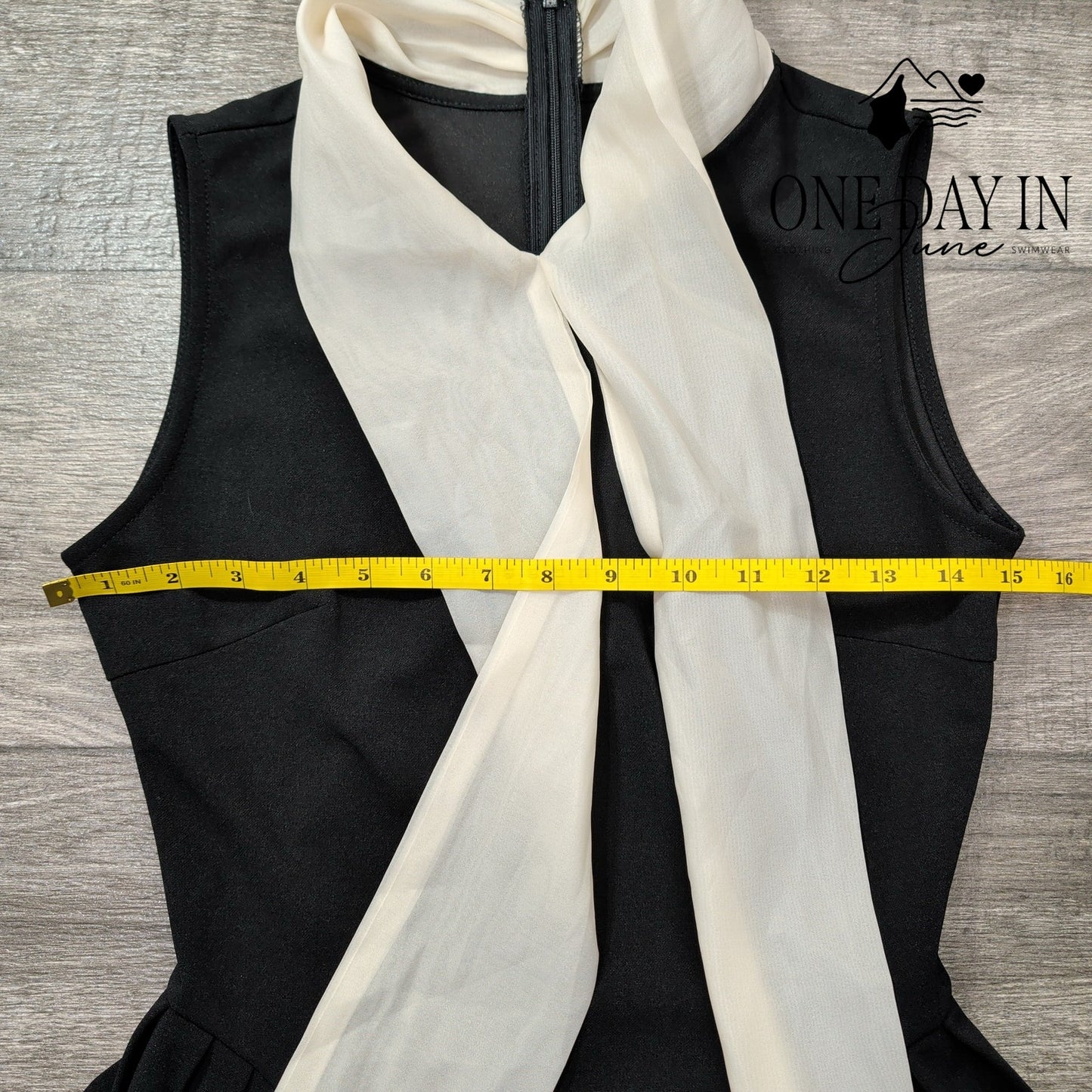 Cider Sleeveless Zip Back Midi Dress Size XS