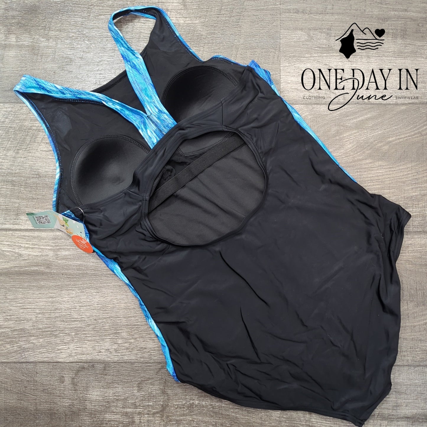 Charmo Sport One Piece Swimsuit Size XL