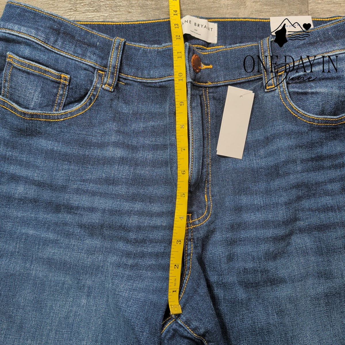 Lane Bryant Boyfriend Capri Jeans Mid Rise Petite Medium Wash NWT Size 18P