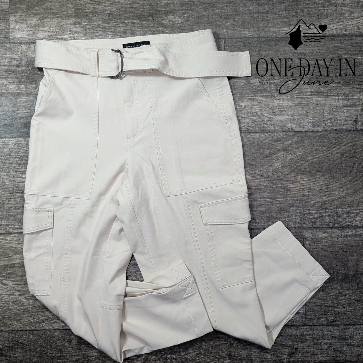 Banana Republic Petite Belted Cargo Pants Ivory White Utility NWT Size 4P