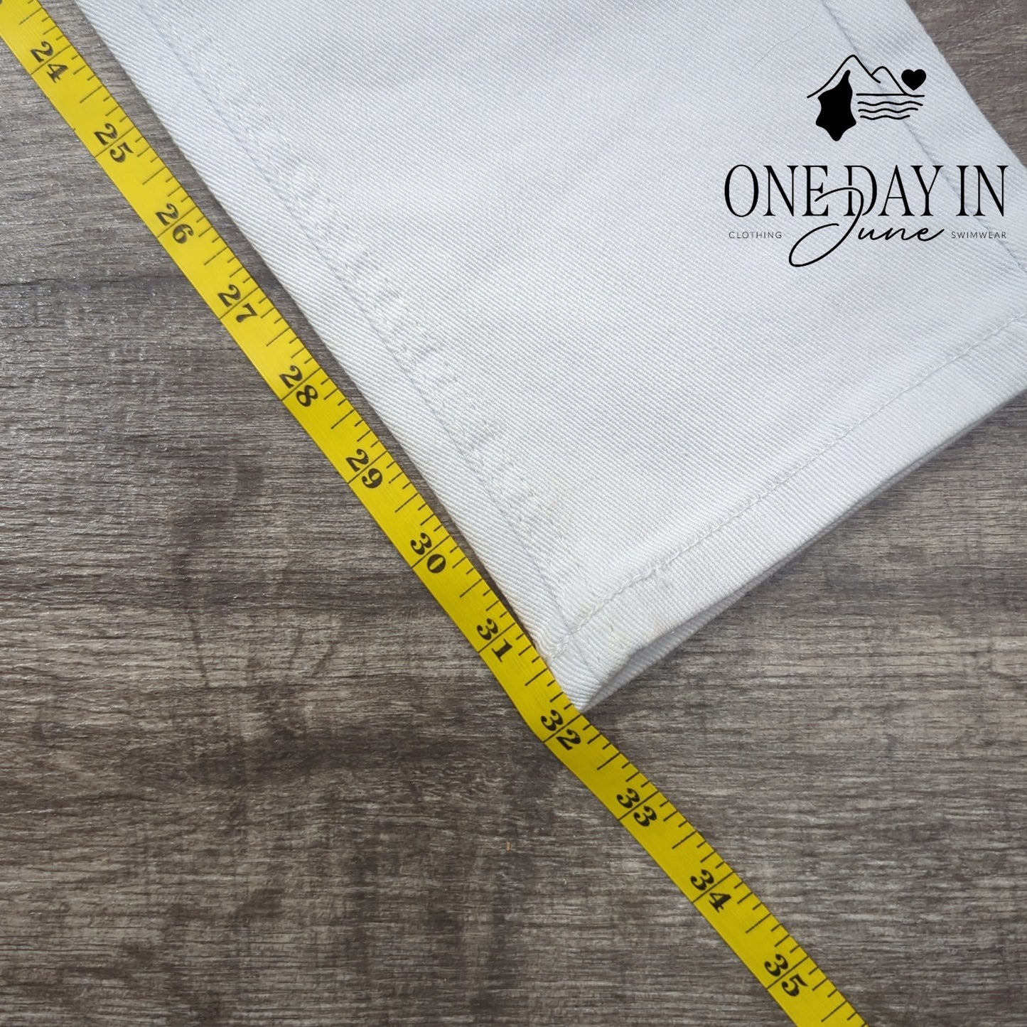 Copper Rivet Slim Fit Distressed Jeans Size 34X32