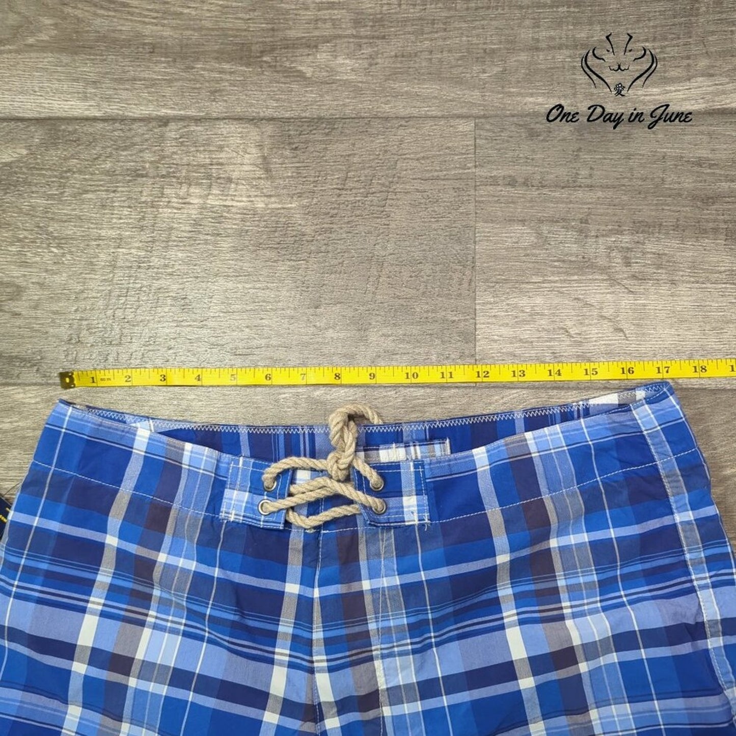 Polo Ralph Lauren Royal Prep Board Shorts Size 24