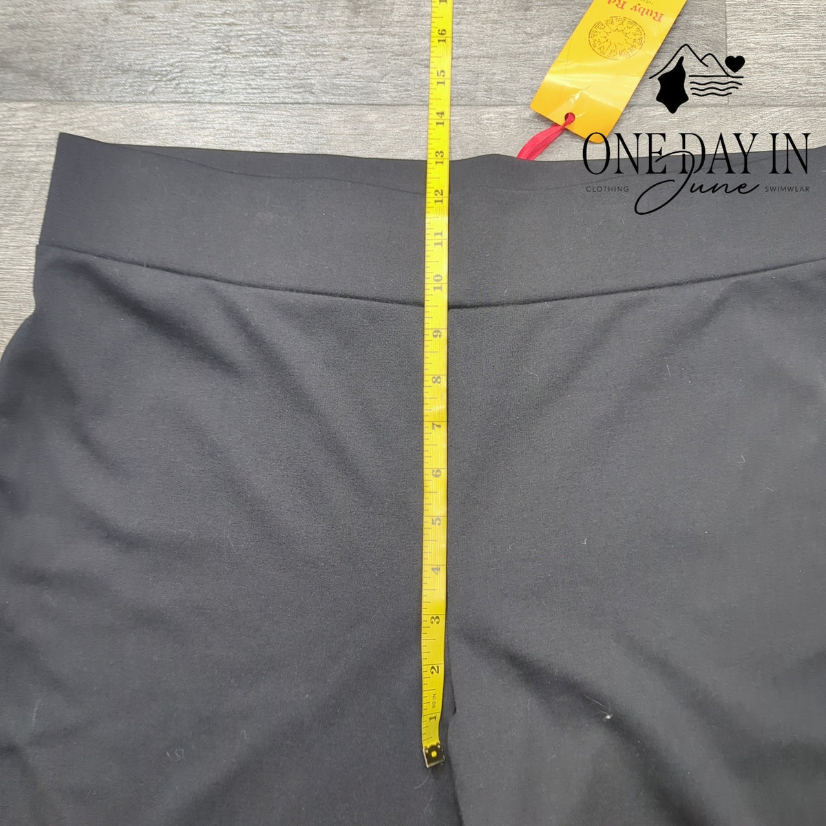 Ruby Rd. Pull On Straight Leg Pants Black NWT Size L