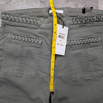 7 For All Mankind Flare Jeans Size 14 (32)