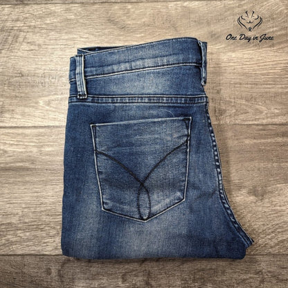 Calvin Klein Cropped Boyfriend Jeans Size 27 (4)