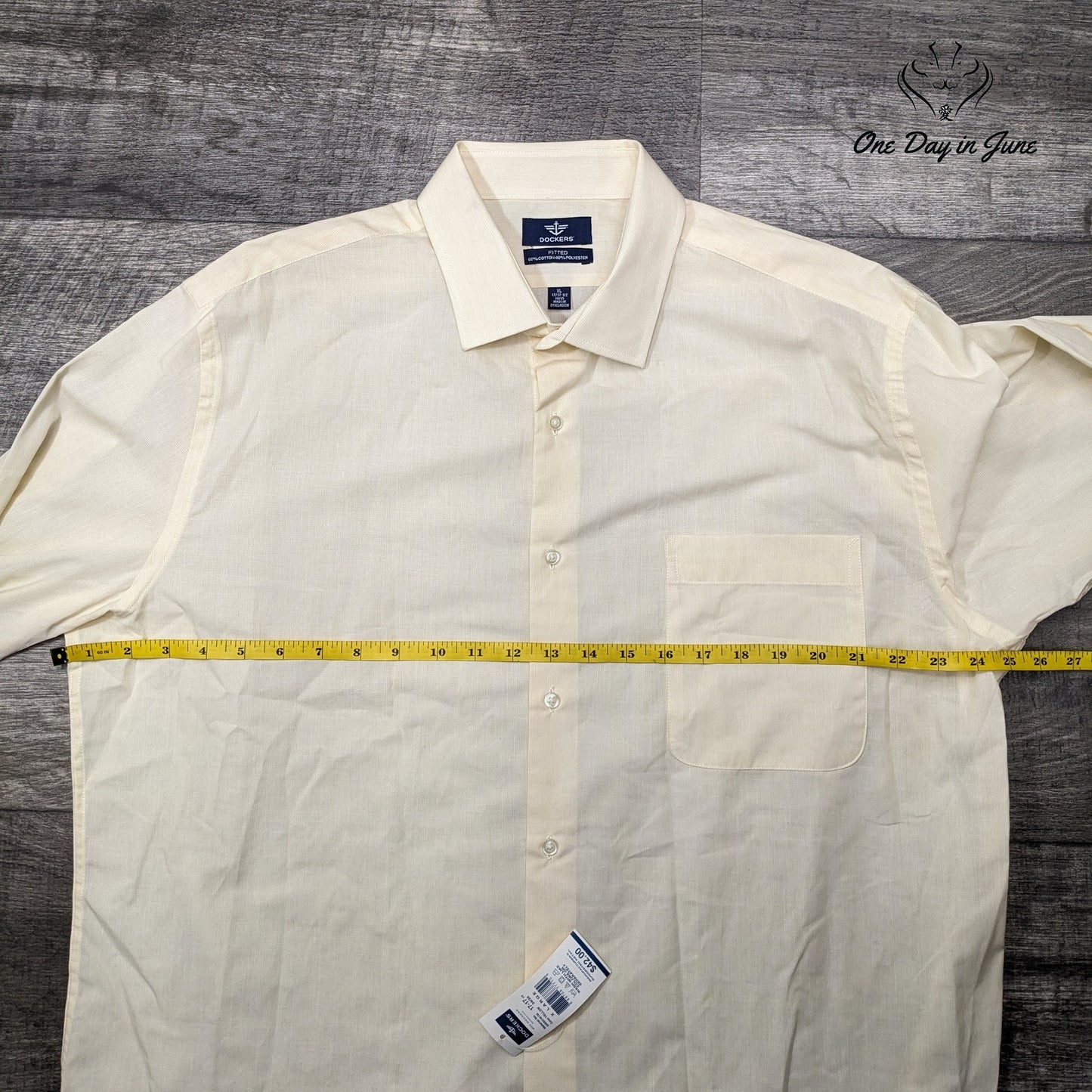 Dockers Fitted Button Down Shirt Size 17/17.5 34/35