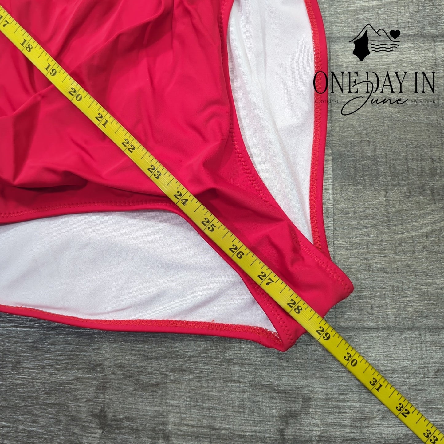 Aleumdr Halter Cross Front One Piece Swimsuit Size M
