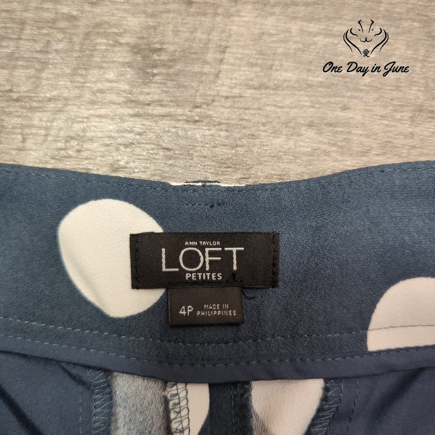 Loft Petite Marisa Skinny Crop Pants Navy White Polka Dot Size 4P