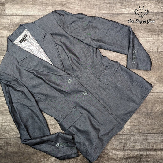 Tahari 2 Button Blazer Size 6