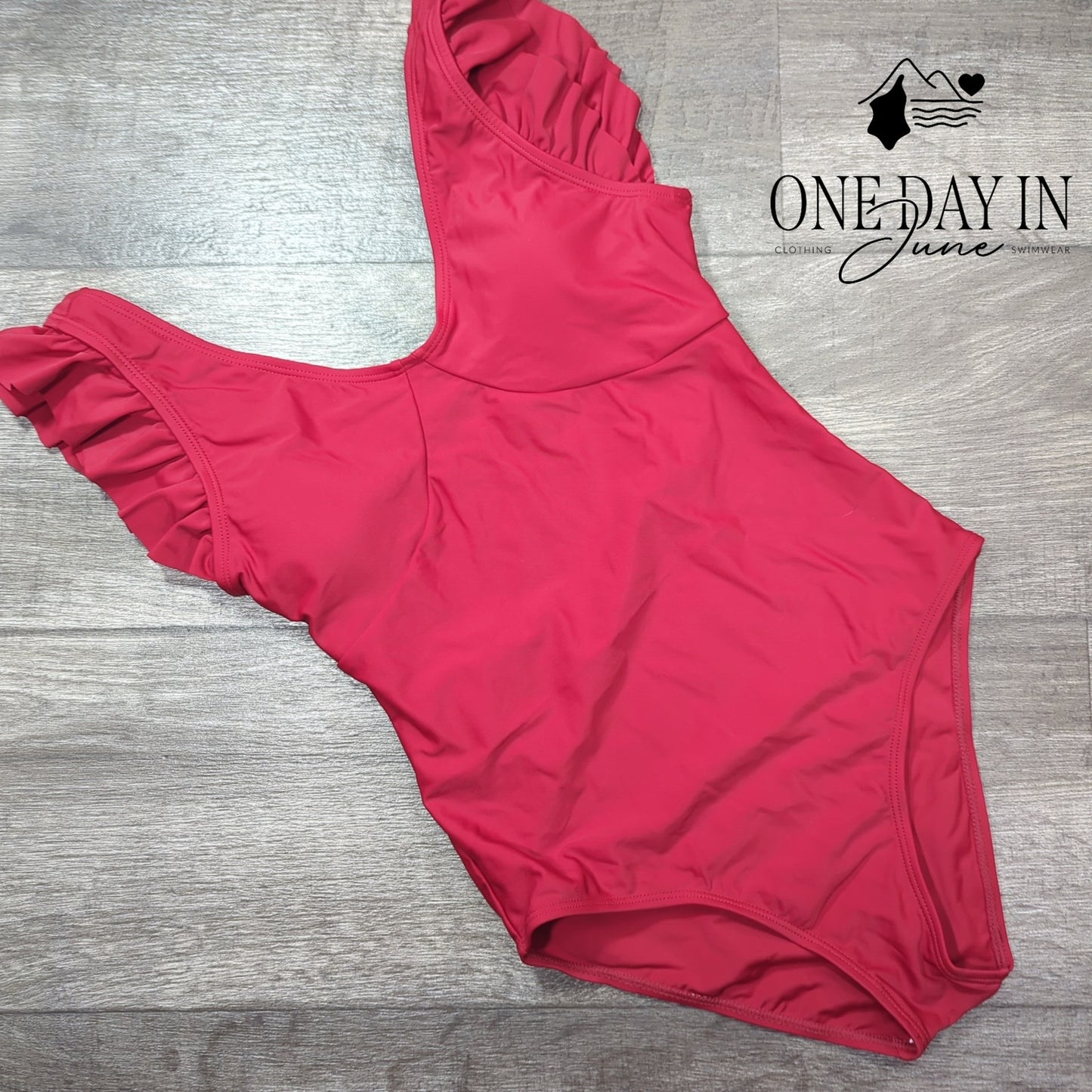 Aleumdr Ruffle Shoulder One Piece Swimsuit Size XL (160)