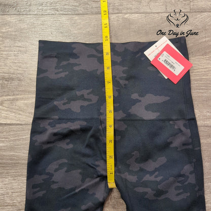 Spanx Look At Me Now Leggings Size S
