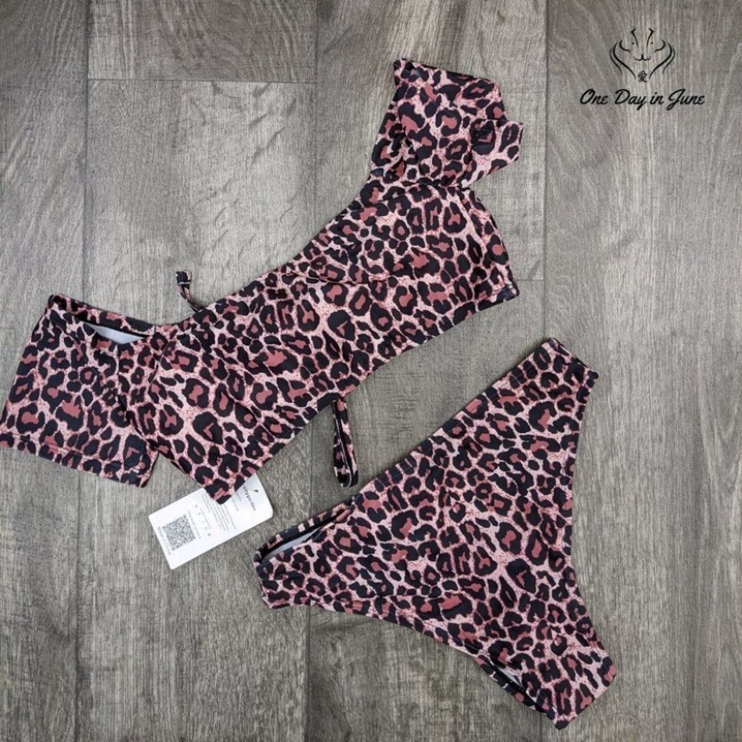 Prettygarden Crop Off Shoulder Bikini Swimsuit Size M