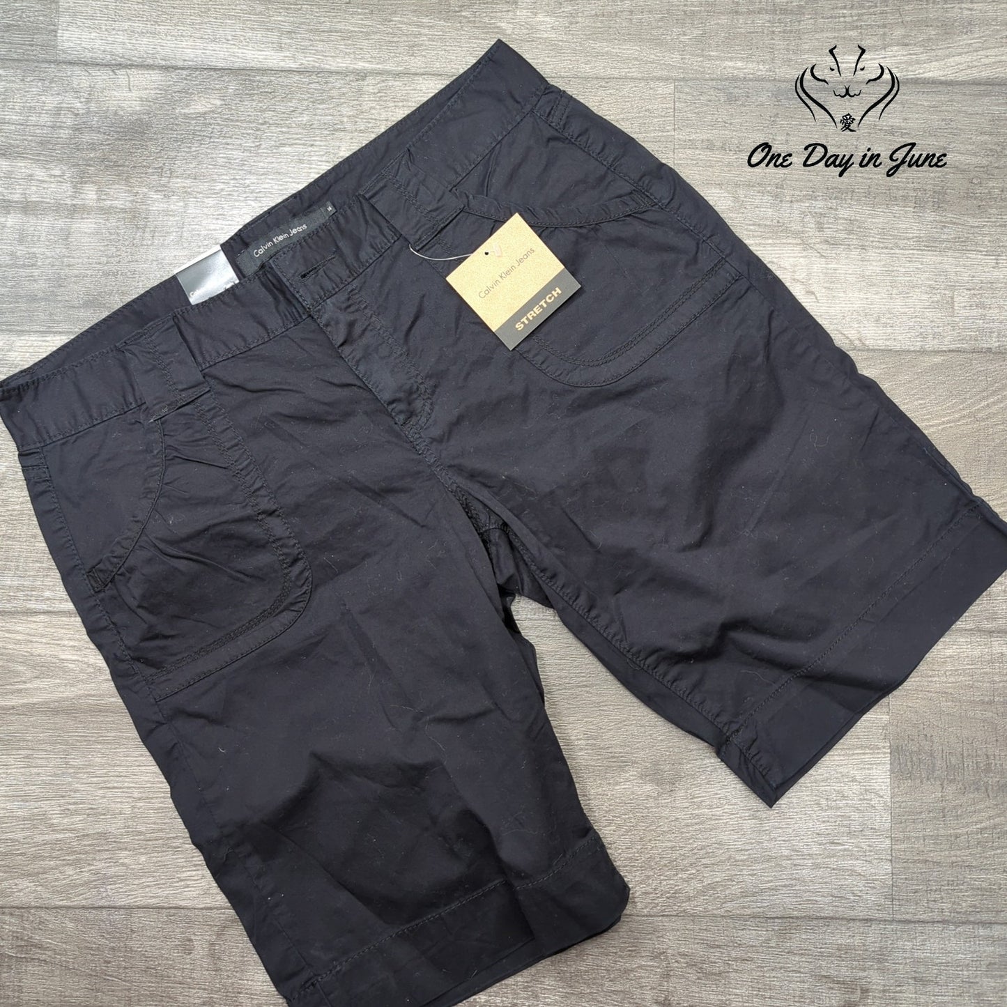 Calvin Klein Bermuda Shorts Size 14