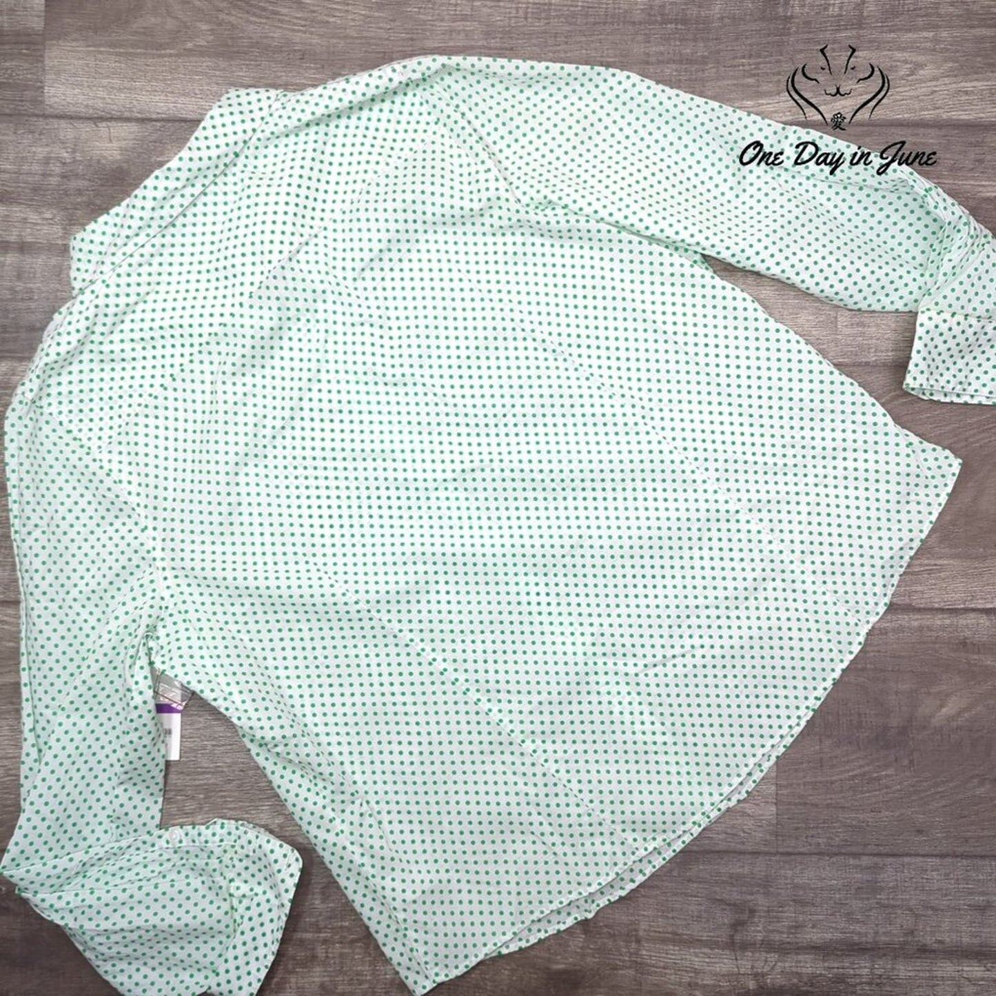 Crown & Ivy Button Down Top Size XXL