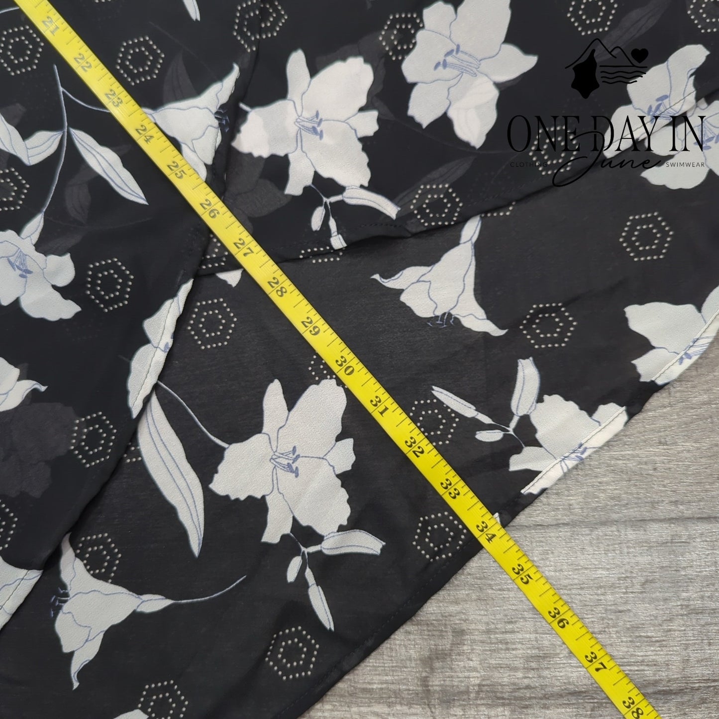 Sienna Sky Layered Midi Skirt Size L