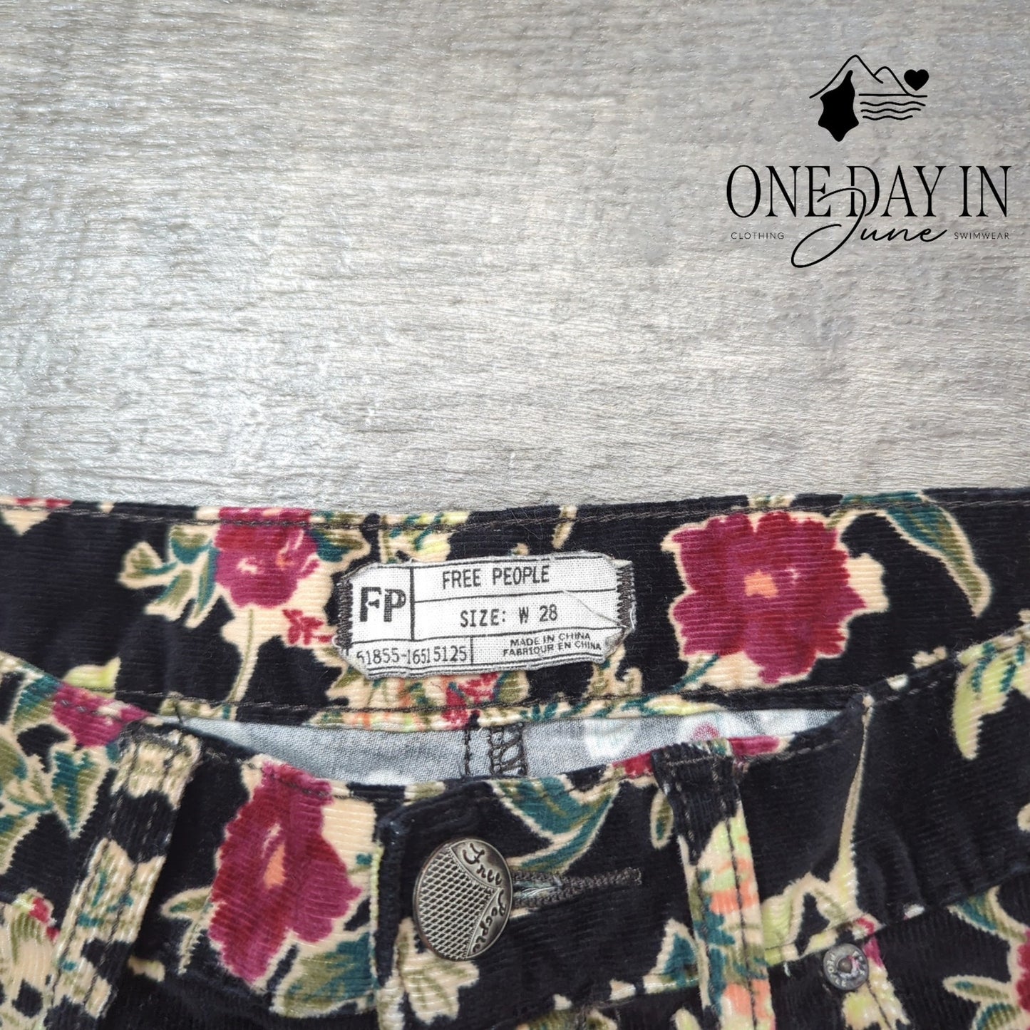 Free People Floral Corduroy Ankle Pants Size 28 (6)