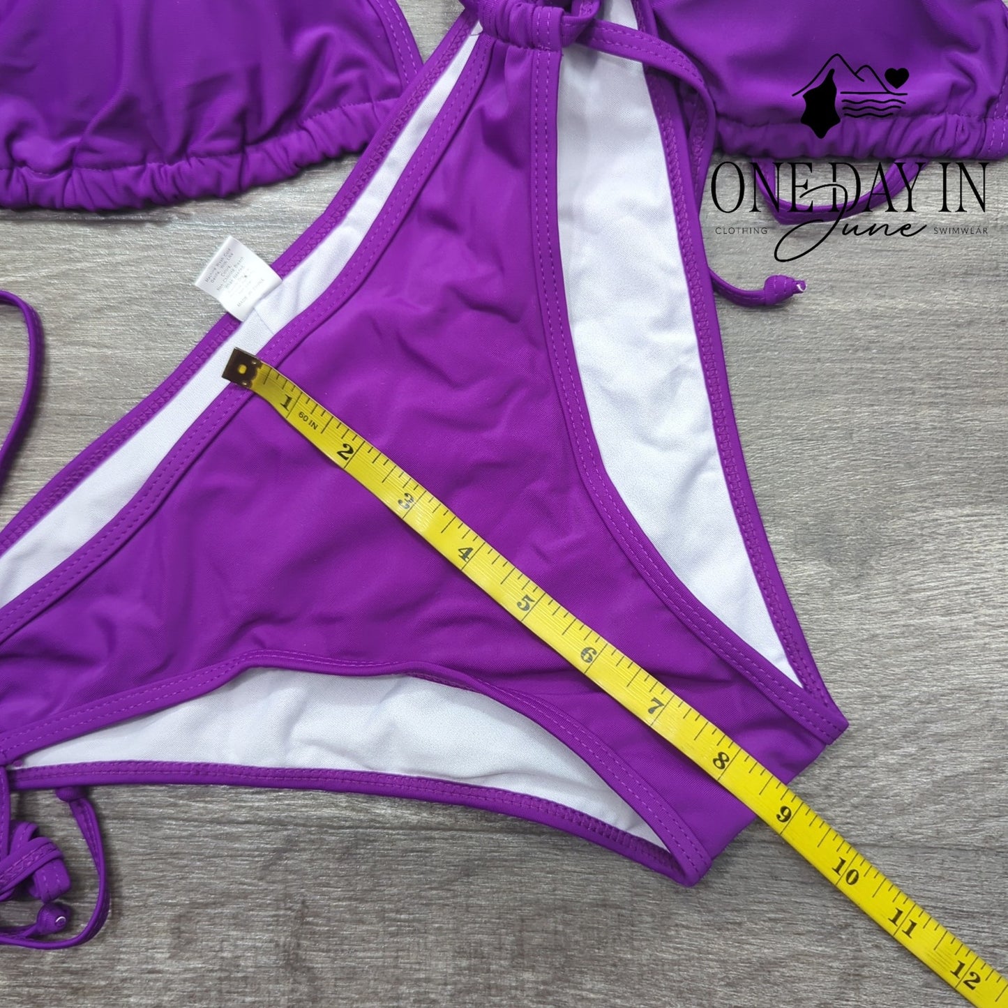Adisputent Molded Cup Triangle Tie Side Bikini Swimsuit Size M