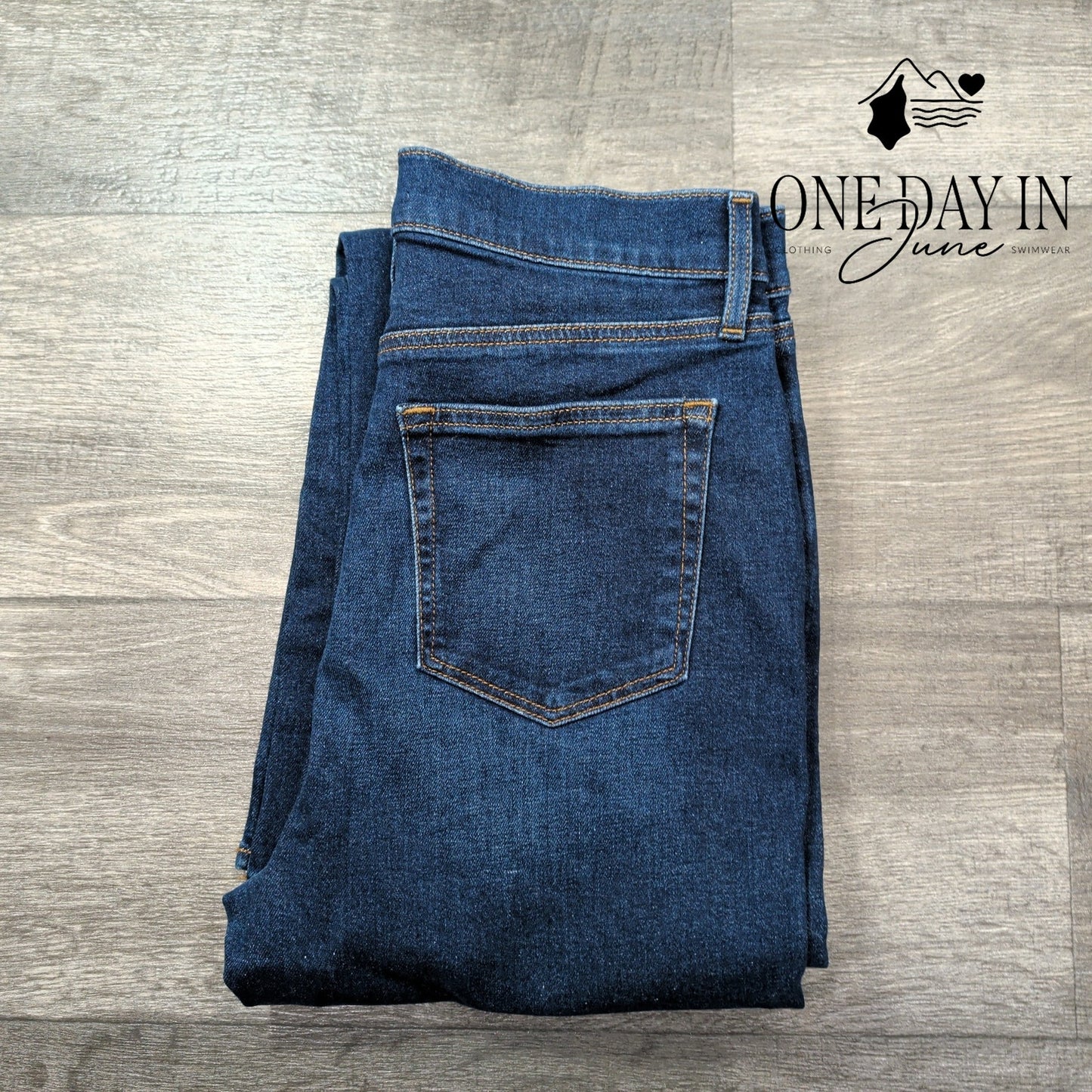 Loft The Slim Flare Jeans Size 8 (29)