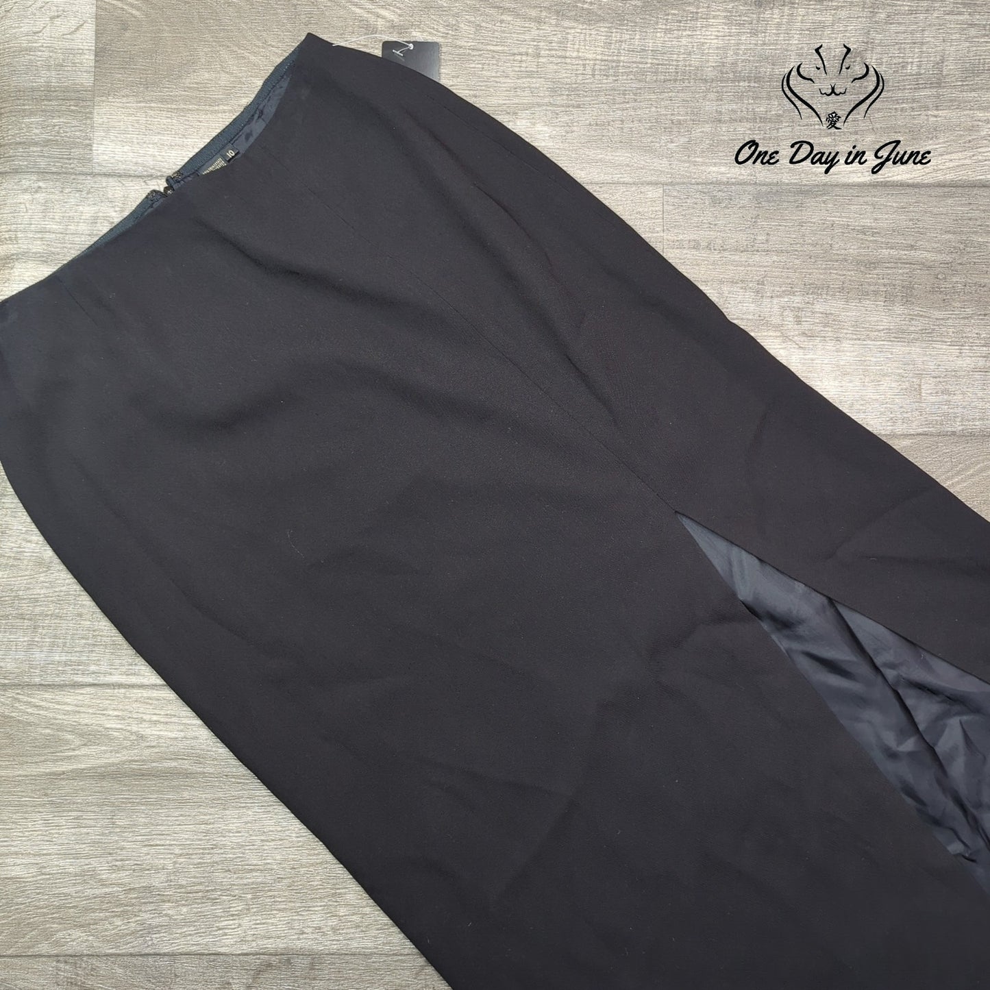 Dana Buchman Maxi Skirt Black Lined Back Slit Formal Career NWT Size 10