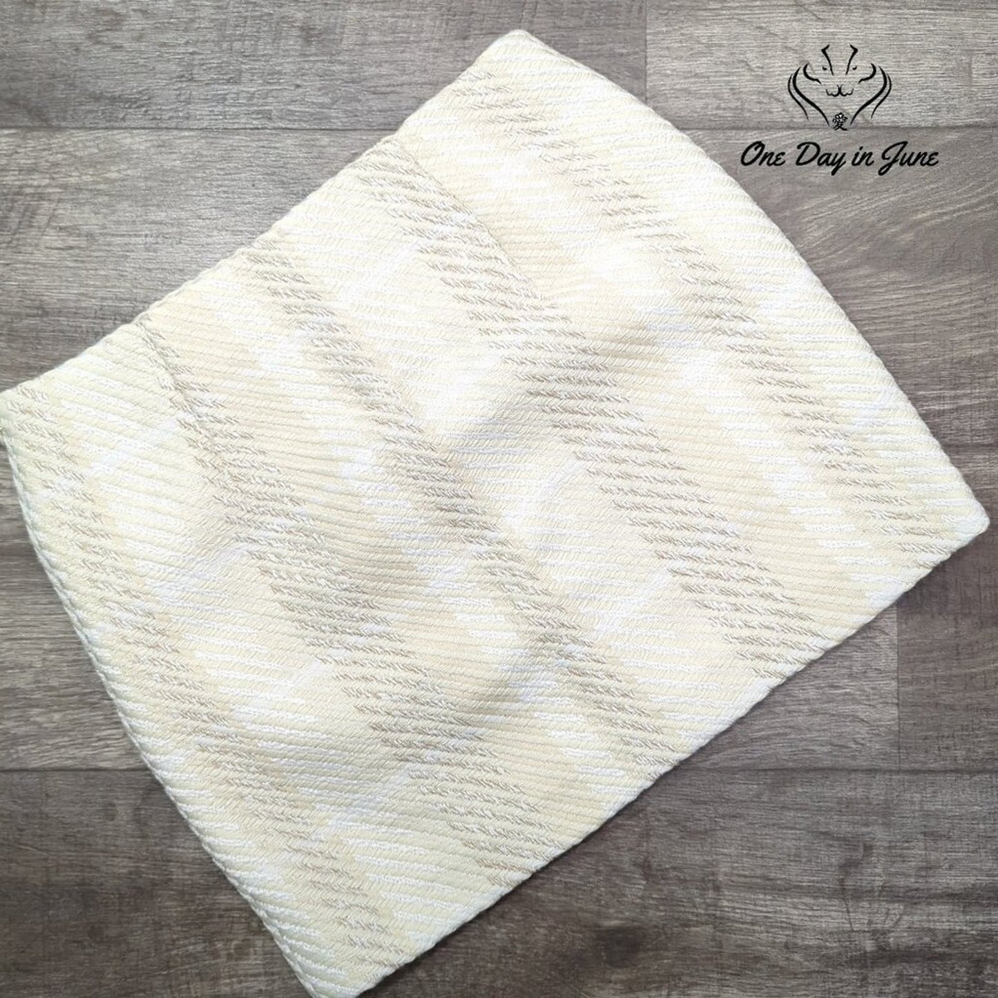 H&M Textured Skirt Size M