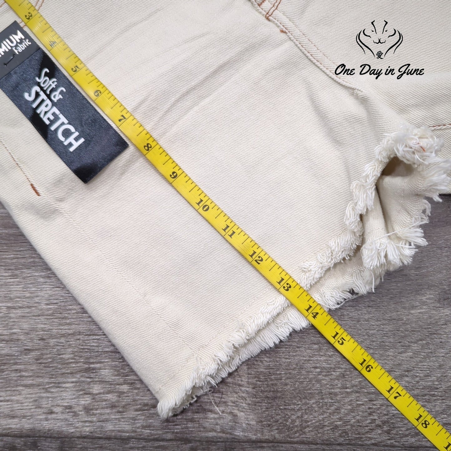 Simple Society Authentic Super High Rise Shorts Size 11