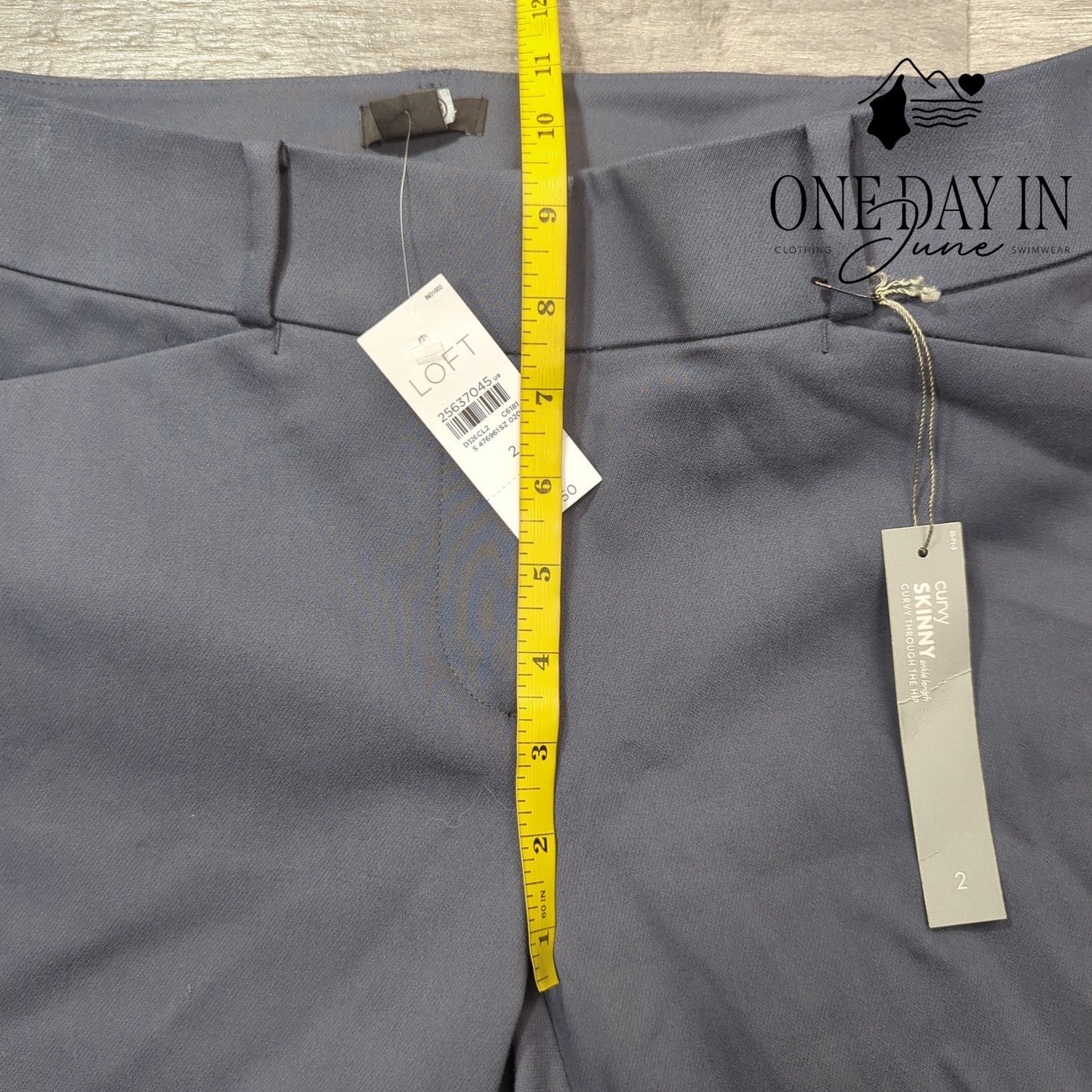 Loft Curvy Skinny Pants Size 2